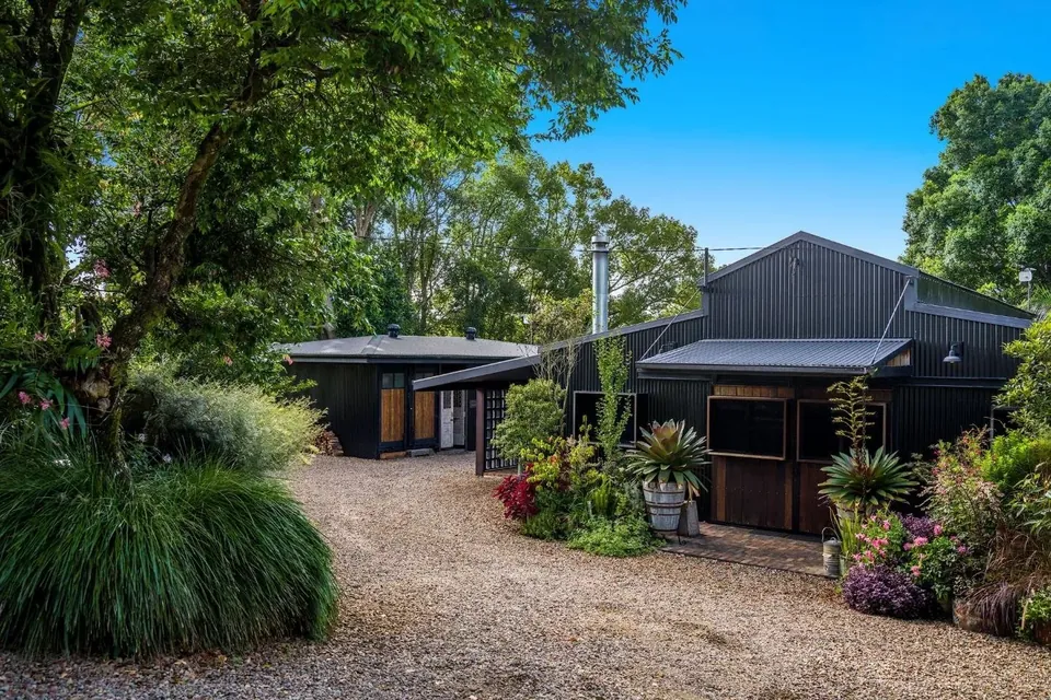 the whole place by day, barn and barnita side by side