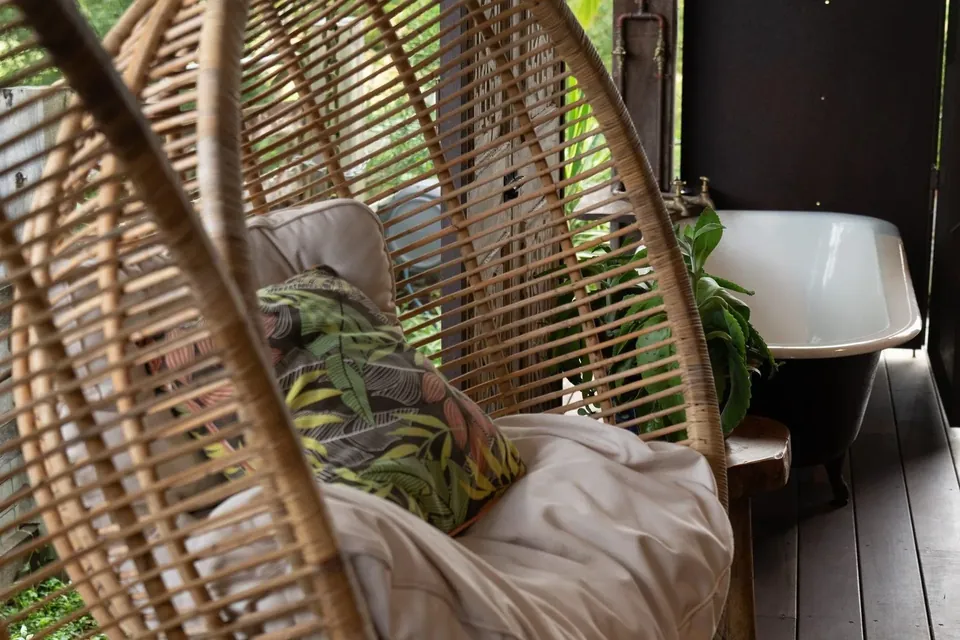 barnita hanging chairs, the bath just beyond